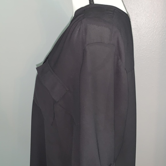 Torrid Black Georgette Blouse! EUC! Size 00X - Picture 3 of 6